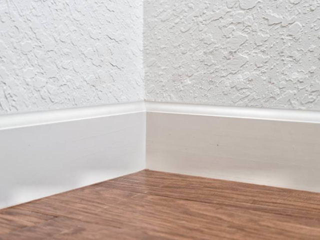 4.25 Inch Baseboard Inside Corner