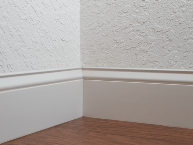 5.25 Inch Baseboard Inside Corner